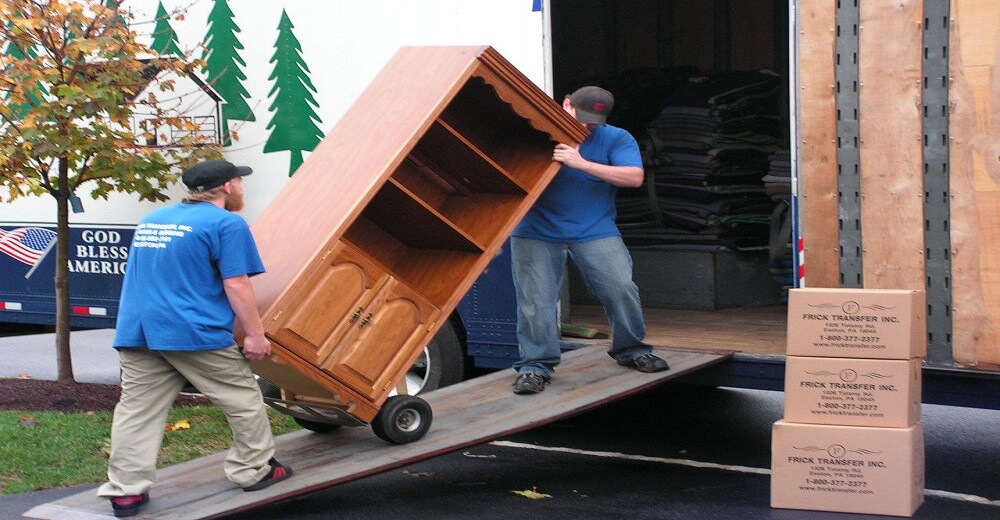 Key Advantages of Hiring Professional Packers and Movers